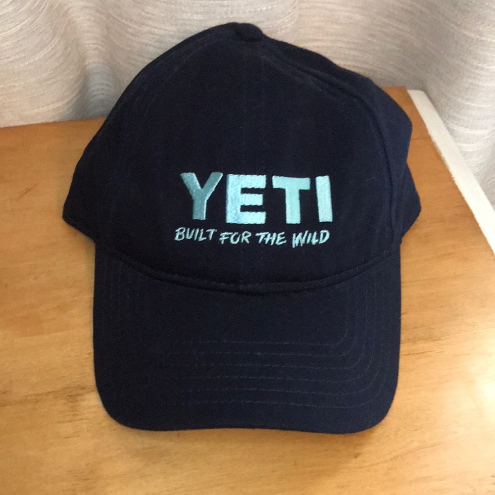 NWT Yeti Built for the Wild baseball cap